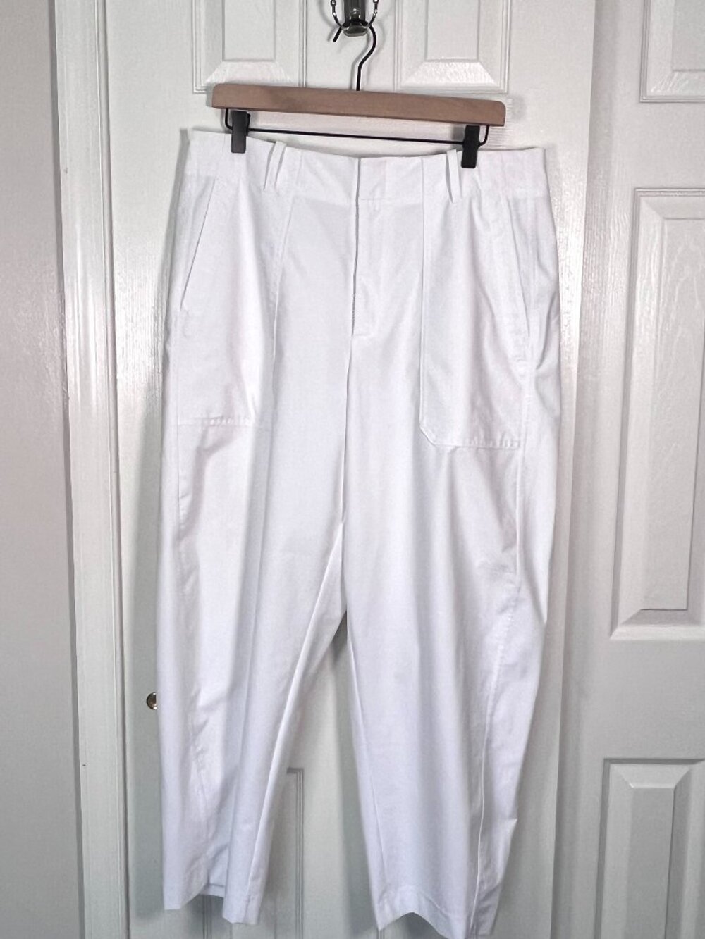 Athleta Skyline High Rise Barrel Leg Pant Size 16 Bright White